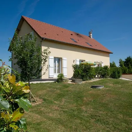 Les Bigarreaux Holiday home